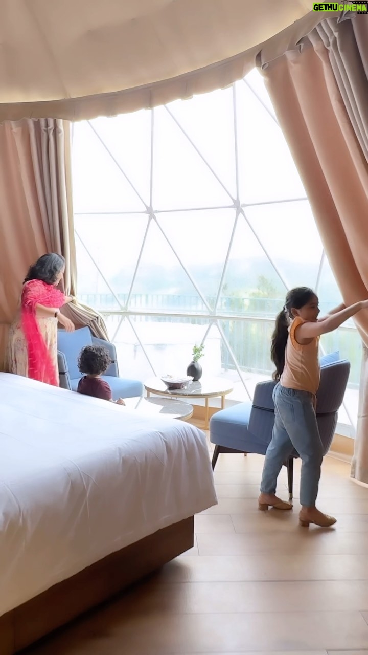 Vriddhi Vishal Instagram - Hi all ❤️ watch full video on our new YouTube channel Dancing Family ❤️ Please subscribe our channel ❤️ Channel link in bio Location @monticleglamps #youtube #yorubefamily #dancingfamily #vriddhi #vriddhifamily #familydance #familyvlog #youtuber #influencer #❤️