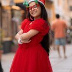 Vriddhi Vishal Instagram - Merry Christmas all ❤️❤️🎅🎄🌲 📸 @wedding.3 #merrychristmas #vriddhivishal #christmas #childartist #photoshoot #xmasphotoshoot #❤️