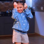 Vriddhi Vishal Instagram - Trending ❤️❤️❤️ 🎥 @abinprasad_cherthala Asist @alizejisna @kiranjyothy5 #trending #dancereels #falafala #instareels #vriddhivishal #vriddhi #vriddhi #childartist #childinfluencer #kerala #cine #cineartist #viral #viraldance #2018 #💃 #🕺