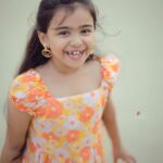 Vriddhi Vishal Instagram - ❤️❤️❤️ 📸 @abinprasad_cherthala Outfit @orikid_ #vriddhi #vriddhivishal #picoftheday #photography #childartist #babyartist #southindian #southindiancinema #kerala #❤️ Kochi, India