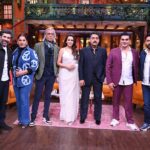 Waluscha De Sousa Instagram - Watch out for all the laughter and fun this weekend on the #KAPILSHARMASHOW with team #TANAAV Tune in on 26th Nov and join in on all the madnesssss 🤍🤍🤍 #TANAAV streaming now only on #SonyLIV @sonylivindia @sonylivinternational @applausesocial @sameern @segaldeepak @sidkhaitan @manavvij @arbaazkhanofficial @sumitkaul10 @rkrkay @shashank.arora @zarinawahab123 @ektakaul11 @waluschaa @dan.husain @instasattu @sukhmanisadana @sahibabali @gaur_amit @arslangoni @rockey_raina #MKRaina @sheendass @arryamanseth #SudhirMishra @sachin.krishn @ishanshrivedi @adhirbhat @gagansethis @castingchhabra @garg.prasoon @carpe_f_diem @devnidhib @payal_verma_sachdev @suhrudgodbole @yesstudios @liorraz #AviIssacharoff #SharonLevi @001danishkhan @amansrivas @saugatam #waluschadesousa