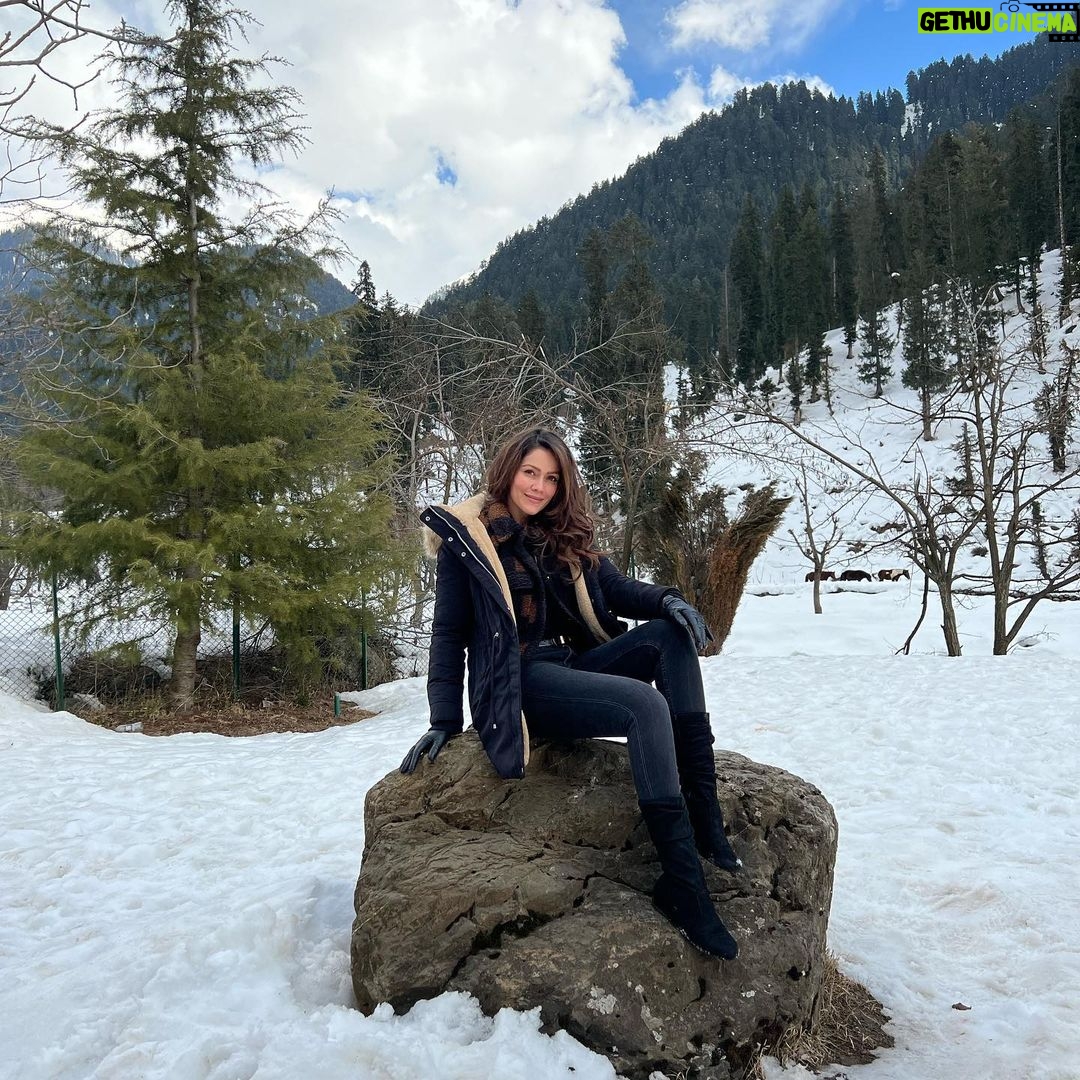 Waluscha De Sousa Instagram - ⛄️ Pehalgam