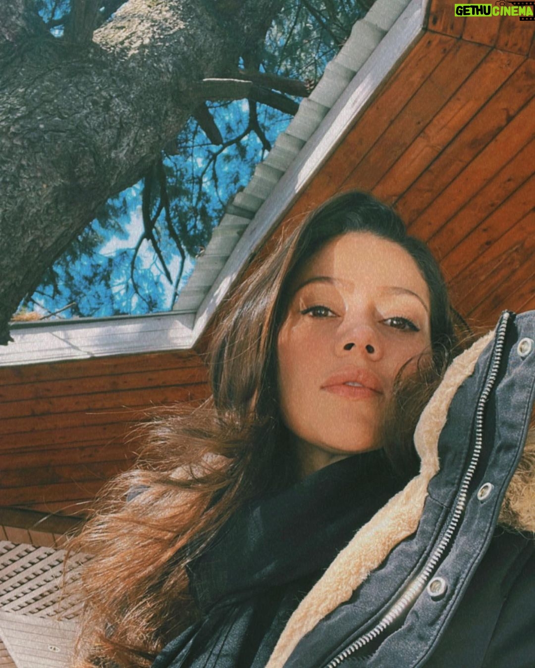 Waluscha De Sousa Instagram - And that's a wrap on #crackdown S2!! @lakhiaapoorva @vootselect thank you for this beautiful journey. #kashmir you were absolutely gorgeous! Pahalgam