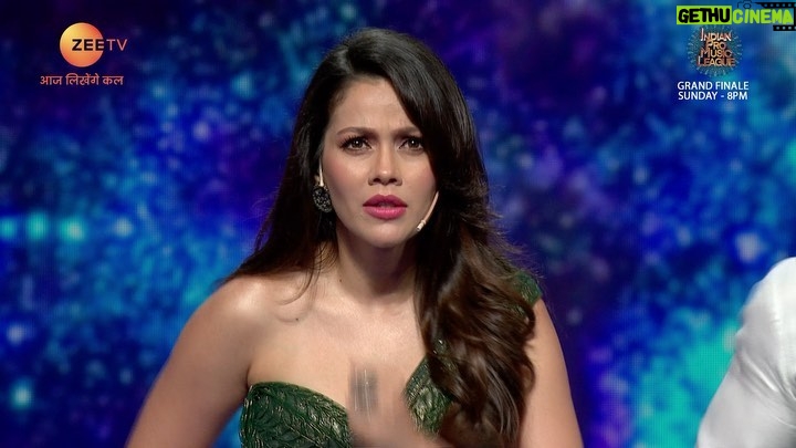 Waluscha De Sousa Instagram - Don't forget to tune in this Saturday and Sunday at 8pm on @zeetv or @zee5 to see if your favorite team made it to the finals or not..... #IndianProMusicLeague @ipml_official Mumbai - मुंबई