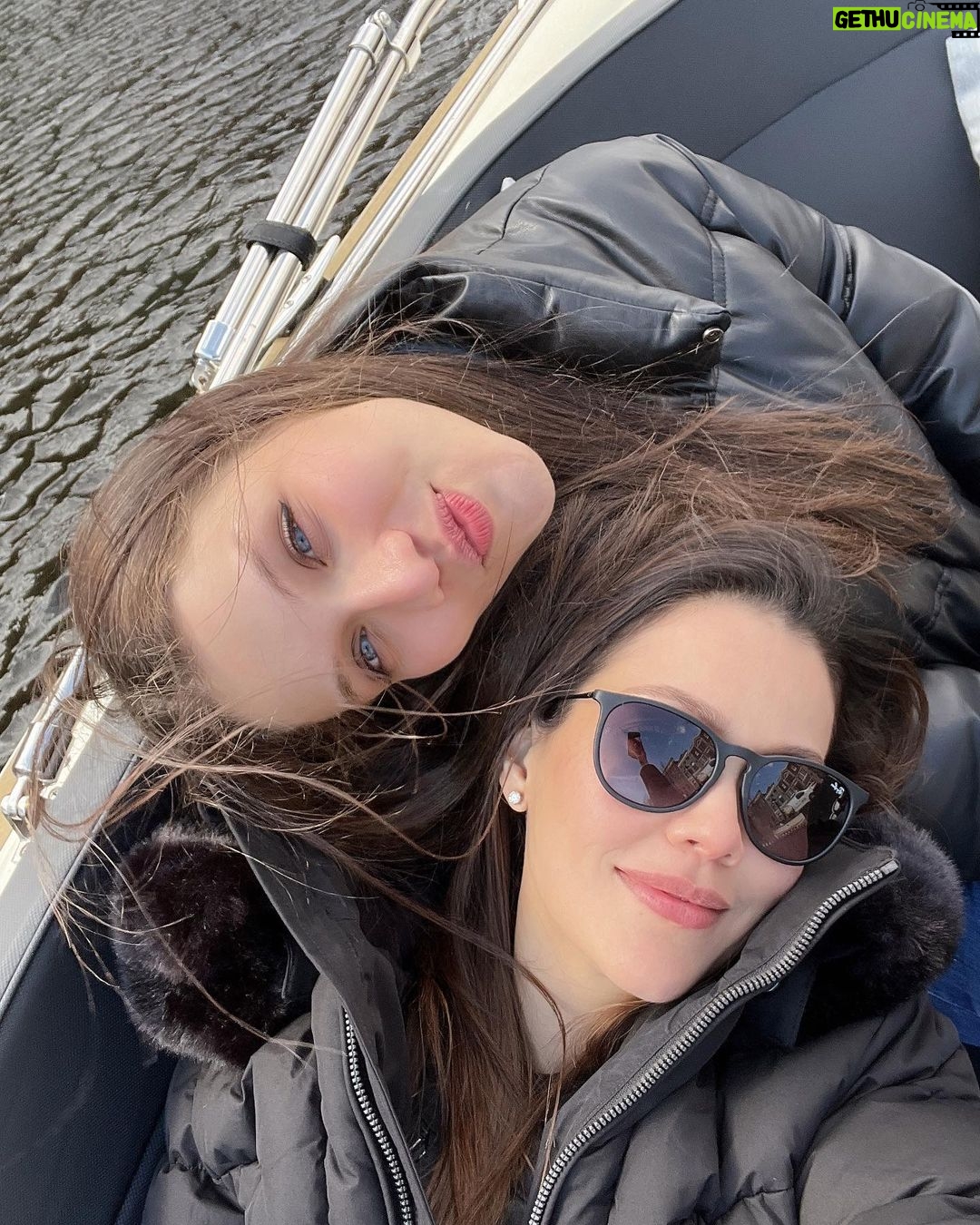 Waluscha De Sousa Instagram - SUNDAY 🤍 Amsterdam, Netherlands