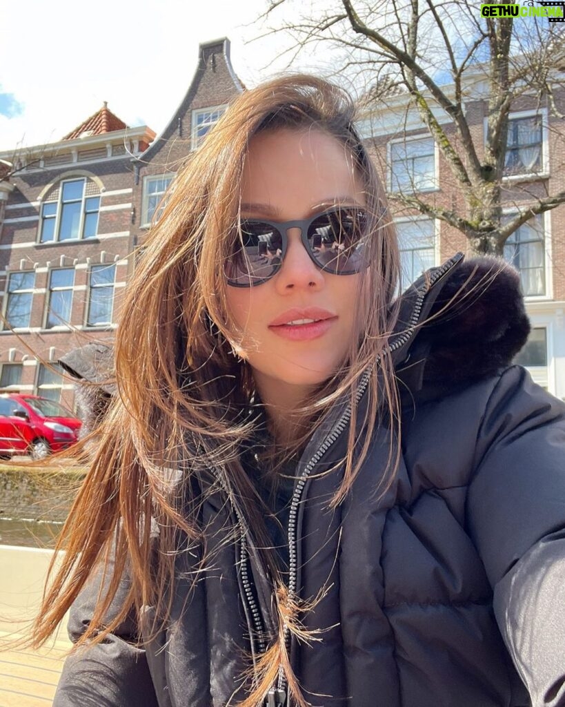 Waluscha De Sousa Instagram - Amsterdam you are a whole vibe ♥️ Amsterdam, Netherlands