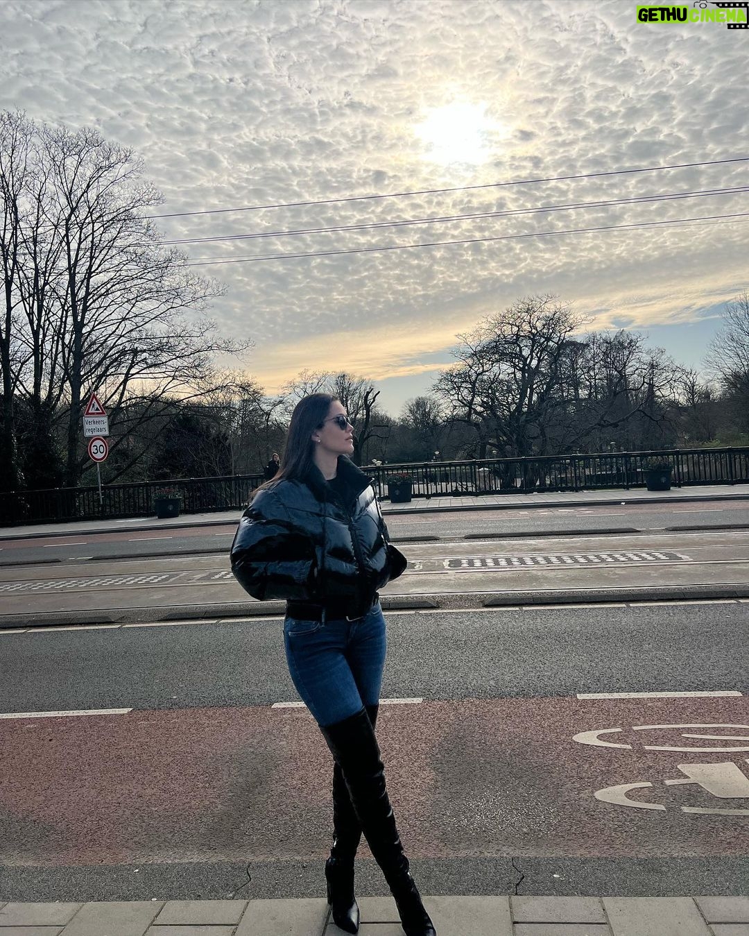 Waluscha De Sousa Instagram - ♥️ Amsterdam, Netherlands