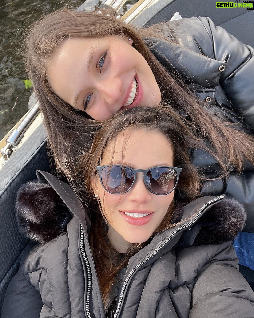 Waluscha De Sousa Instagram - SUNDAY 🤍 Amsterdam, Netherlands
