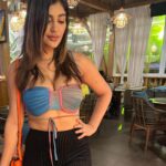 Yaashika Aanand Instagram - No GPS , but it’s my turn 🙈 🤍 . Choose ur fav 🙄