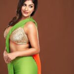 Yaashika Aanand Instagram - Saree vibes 😍 choose ur fav 🤍 . Photography @rprasanavenkatesh Studio @studiocentralchennai Makeup @minalnathmakeovers Costume @designsbypriyadass Hair Style @hairstories_by_lakshmi Retouch @vigneshlk . #explorepage #saree