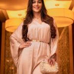 Yaashika Aanand Instagram - From the premiere of @silanodigalilmovie in #malaysia ❤️ Choose ur fav 🙈 . Wearing @stephinlalanofficial Styling @muthunagaimurugesan Makeup n hair @brriyanjohn Jewellery- @vicky_ganesan On camera @lensonicphotography . . . . #silanodigalil #yashika #explore #malaysia #ootd Kuala Lumpur, Malaysia