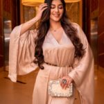 Yaashika Aanand Instagram - From the premiere of @silanodigalilmovie in #malaysia ❤️ Choose ur fav 🙈 . Wearing @stephinlalanofficial Styling @muthunagaimurugesan Makeup n hair @brriyanjohn Jewellery- @vicky_ganesan On camera @lensonicphotography . . . . #silanodigalil #yashika #explore #malaysia #ootd Kuala Lumpur, Malaysia