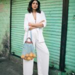 Yogita Bihani Instagram - you have to get juiced to it 🍊 Shot by @bharat_rawail Styling @jeevikab Shoes @shoplittlebox_india @zaamo.official Makeup @anumariyajose Hair @makeupnhairbyankita