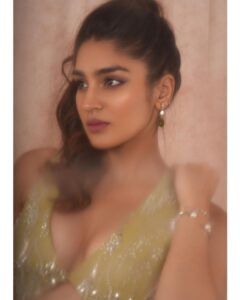Yukti Thareja Instagram - The perfect avo for my toast😌🥑 #bts Outfit @hemakanchipati @shareefnandyala @lemysumi_makeupartist @priyankaarik @makeupbysneha_
