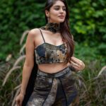 Yukti Thareja Instagram - Some real fake candids before #rangabali trailer launch🫶🏻 Styling @manogna_gollapudi Outfit @sahilkochharofficial Photographer @they_call_me_keshu @makeupby_sathya Asst @_vyshnavi_hk