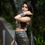 Yukti Thareja Instagram - Some real fake candids before #rangabali trailer launch🫶🏻 Styling @manogna_gollapudi Outfit @sahilkochharofficial Photographer @they_call_me_keshu @makeupby_sathya Asst @_vyshnavi_hk