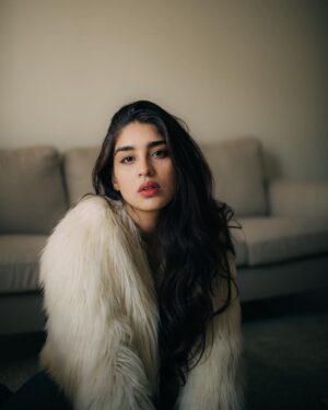 Yukti Thareja Instagram - A Vintage heart 💌

 
Creative director : @bharat_rawail