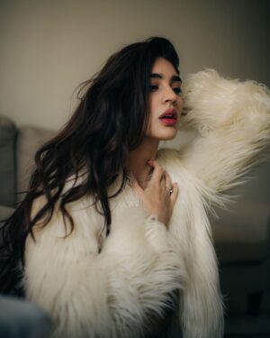 Yukti Thareja Instagram - A Vintage heart 💌

 
Creative director : @bharat_rawail