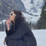 Yukti Thareja Instagram – It’s always “you’re so cute” and never ‘lemme build you a house in mountains’

@the_treehouse_jibhi Manali