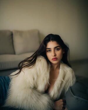Yukti Thareja Instagram - A Vintage heart 💌

 
Creative director : @bharat_rawail