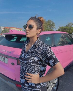 Yukti Thareja Instagram - dump🍄🏎🏝💐☀️