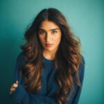 Yukti Thareja Instagram - Helloo Winterrr!🤍 📸: @bharat_rawail Muah: @im__sal @aliyashaik28