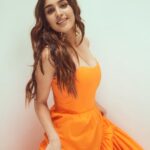 Yukti Thareja Instagram - Pumpkin spiced everythinggg🎃 #thursdaycolorpop