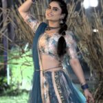 Zeel Joshi Instagram - રાધા રાણી લાગે ❤️...@zeel_joshii #instagram #instapost #viral #trending #navratri #photoshoot #gujaratiactrees #actress #gujaratimovie #india #janmashtami #radhakrishna #radharani #djglory #rental #rentoutfit #fashionmoodwali FashionMoodwali