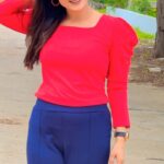 Zeel Joshi Instagram - beautiful outfit by @santu.in_ ♥️ . . . @zeel_joshii #zeeljoshi #trendingreels #explorepage #fyp #outfits #costume #westurnwear