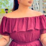 Zeel Joshi Instagram – Shu Tame Koi Anjan Ne Maline Avu Feel Thayu Che ? Comments Karjo 🥰