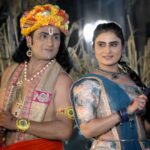 Zeel Joshi Instagram - તમામ ચાહક મિત્રો ને જણાવતા આનંદ થાય કે `જન્માષ્ટમી`નીમીતે @gamansanthal72 અને @birju.barot_official અમે અમારૂ નવુ ગીત `સુંદર સામળીયા` @birju.barot_official યુટ્યુબ ચેનલ માં લઈ ને આવી રહ્યા છી, તો તમામ ચાહક મિત્રો આ ગીત જોવાનું ચુકસો નહી . . . . . . @gamansanthal72 @birju.barot_official @zeel_joshii @dilip.barot_official @rajan_rayka_official @_jitu_prajapati_official @dixit_chauhan_944 #gamansanthal #birjubarotofficial #zeeljoshi #birjubarot #newsong #comingsoon #newpsot #trending #instagram Birju Barot