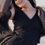 Zeel Joshi Instagram - Unke Bina Hum Akele Akele 😍🙈 . . . . @zeel_joshii #zeeljoshi #black #explorepage #foryou #fypシ #instagood #trendingnow .