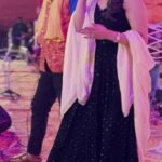 Zeel Joshi Instagram - Maldhari...❤️ #about #lastnight #show #at KaLiGam . . . . . @zeel_joshii #zeeljoshi #trending #singer #actress #fy #forypupage #instagood #liveprogram #program #gujarati #stage
