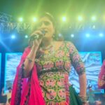 Zeel Joshi Instagram - Jay Bibdi Sikotar Maa 🙏 . . . . @zeel_joshii #zeeljoshi #singer #explorepage #liveshow #program #trending