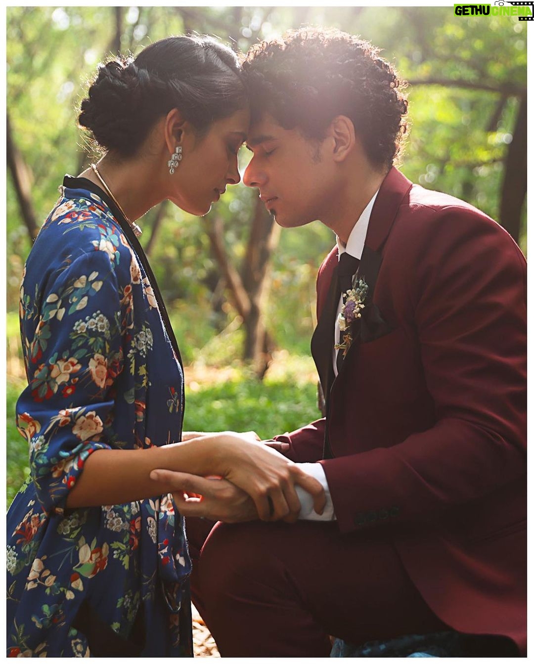 Zoya Akhtar - 54.6K Likes - Weddings Outfits Forever♥️
This show would not be the same without the help from our magnificent design friends. A big hug to 🤗
@manishmalhotra05 @sabyasachiofficial @taruntahiliani
@aisharaoofficial
@gaurangofficial @gauravguptaofficial @raw_mango @rimpleandharpreet @beezsharma
@madeinheaventv @tigerbabyofficial @excelmovies
