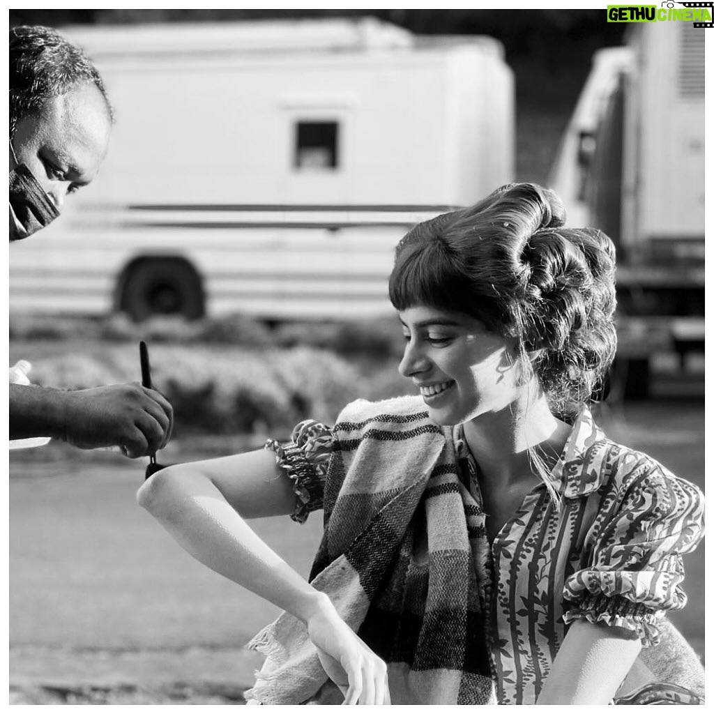 Zoya Akhtar - 11.5K Likes - Happy Birthday Betty ♥️ @khushi05k #behindthescenes #coverthetattoo #thearchies @thearchiesonnetflix
