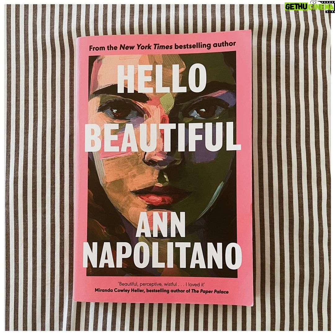Zoya Akhtar Instagram - Page 1 👅 #nothinglikeanewbook #hellobeautiful #annnapolitano #I♥️Books