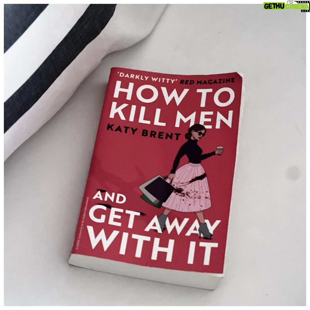 Zoya Akhtar - 14.2K Likes - I just wrapped a film. I’m allowed to dream😊 #recreationtherapy #causeitsathriller #howtokillmenandgetawaywithit #katybrent #I♥️Books