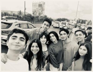 Zoya Akhtar Instagram - Your first hoarding is up kiddos 💥May there be many more ⭐️ May you always work hard and forever remain wide eyed ♥️ I wish you the world 🤗 @mihirahuja_ @khushi05k @dotandthesyllables @suhanakhan2 @vedangraina @yuvrajmenda #agastyananda