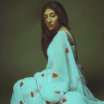 netri nisarg trivedi Instagram - November Rains Photography: @gaurang.anand Team management: @contentcrestmedia Make up: @parthu_makeupofficial Asst. photographer : @dhvl_vnl #saree #photography #actor #netritrivedi #white #gujaratifilms #ahmedabad
