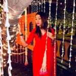 netri nisarg trivedi Instagram - ❤️🌹🍷 The wedding season ends for now! Hair/makeup/saree draping : Yours Truly Pc : @venu.trivedie
