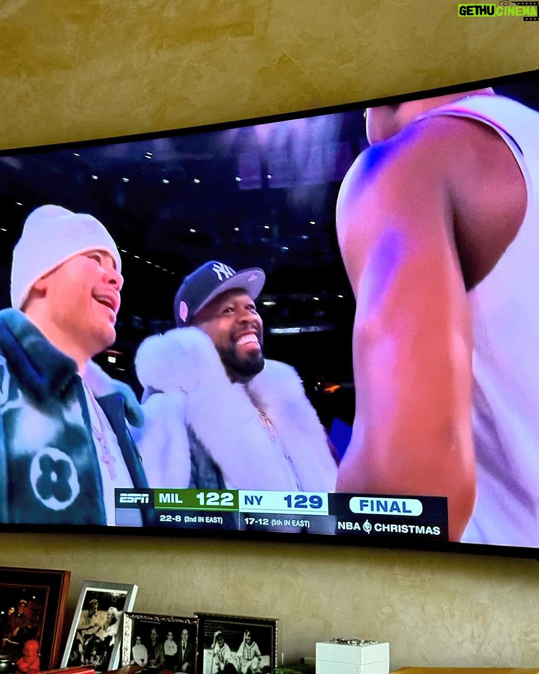 50 Cent - 248.7K Likes - NEW YORK KNICKS 🔥pull off the Christmas win 💣BOOM💨 @bransoncognac @lecheminduroi