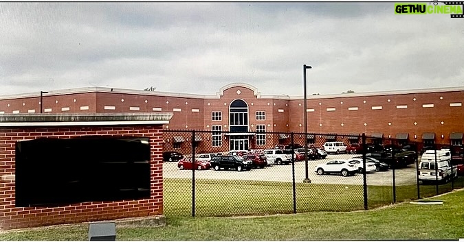 50 Cent - 264.9K Likes - All Roads lead to Shreveport if you ready to work in 🎥film and television. G-unit studios Is officially in Louisiana. 💣BOOM💨 GLG🚦GREENLIGHTGANG @bransoncognac @lecheminduroi @thefinallaptour