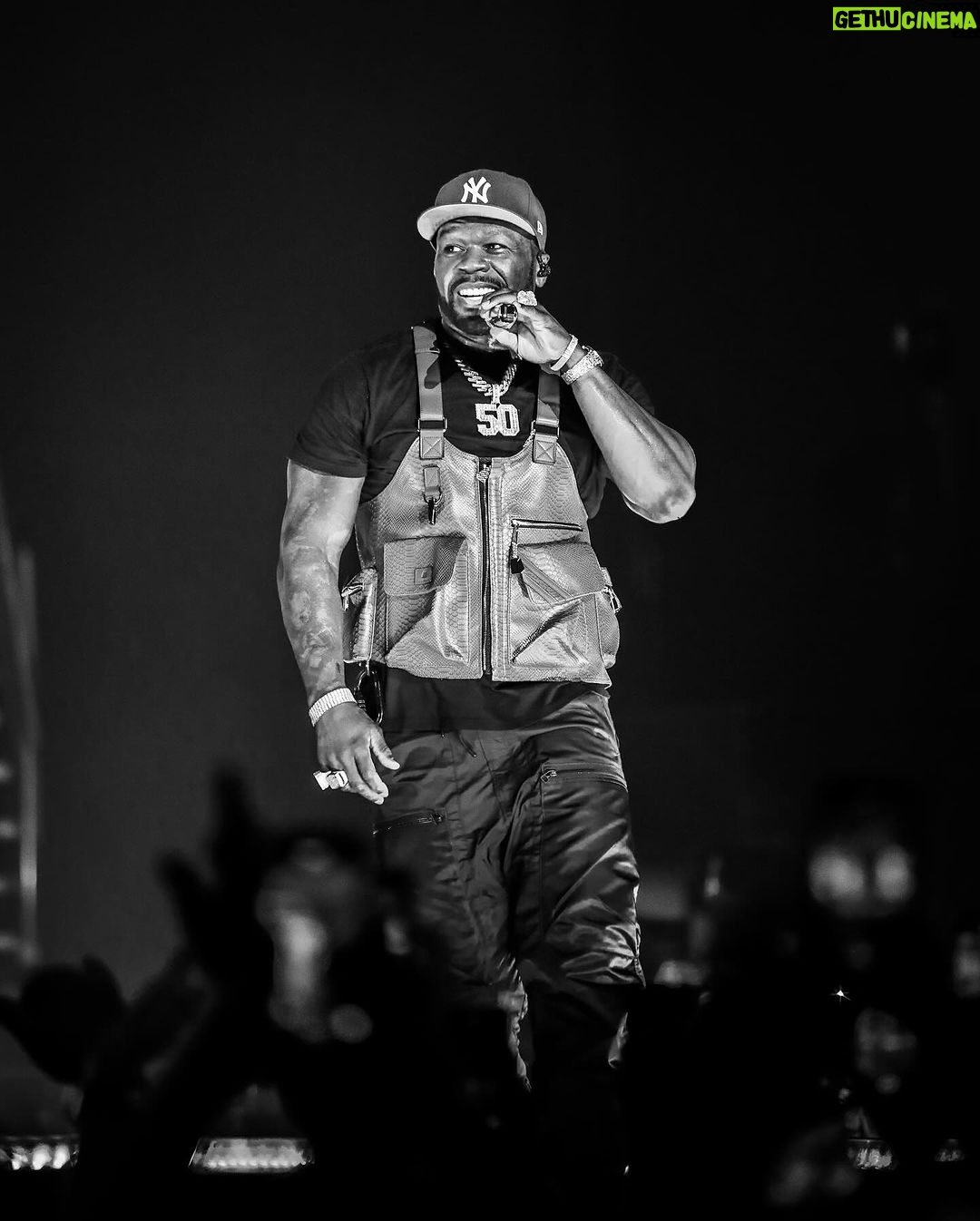 50 Cent Instagram - Adelaide Australia was on 10 last night Sold out headed to Melbourne tonight 🔥@bransoncognac @lecheminduroi @thefinallaptour