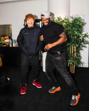 50 Cent Instagram - My man came through for me tonight, 💣BOOM💨LONDON went crazy! It don’t get bigger than this. @teddysphotos @bransoncognac @lecheminduroi @thefinallaptour