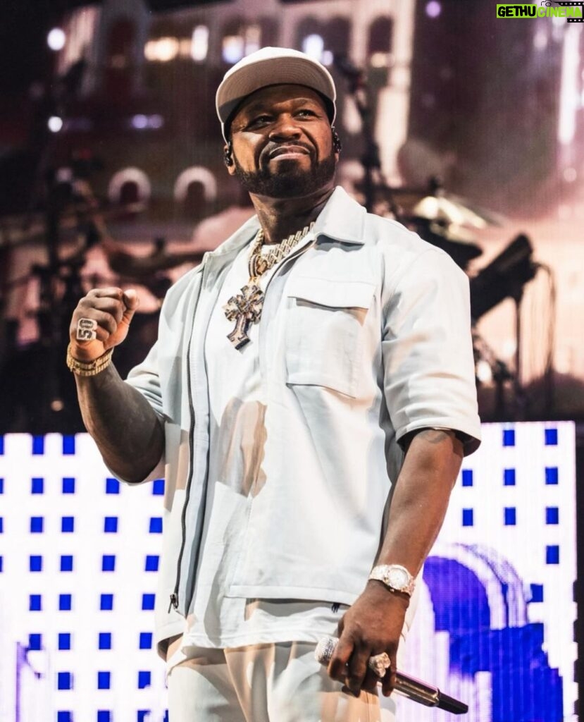 50 Cent Instagram - LONDON O2 Arena tonight it’s lit 🔥The 50CENT THING IS READY! @bransoncognac @lecheminduroi