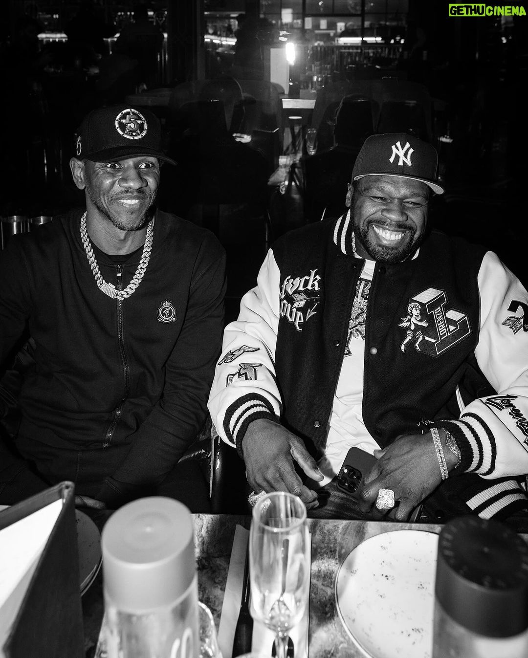 50 Cent Instagram - London, we out side, show time tonight 🔥 Wembley Arena. 💣 The turn up is real ! @bransoncognac @lecheminduroi London, United Kingdom
