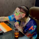 6ix9ine Instagram - BLACKBALLED ™️ ⚫️ EP 1-8 🎱 You want a video to 1-2 or 3?