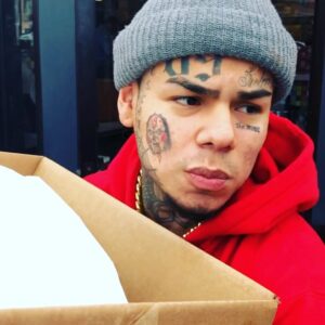 6ix9ine Instagram - IN LOVE WITH YALL FUCKING CITY CHICAGO 😂😂😂❤️❤️❤️