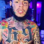 6ix9ine Instagram - ARE YOU READY????? 😈😈😈 100,000 comments if you want this right now ‼️‼️ I TOOK ENOUGH TIME OFF TO SHOW YOU THIS INTERNET SHIT IS BORING WITHOUT ME 🔥🔥🤬😡😡🤬 SUCK MY DICK